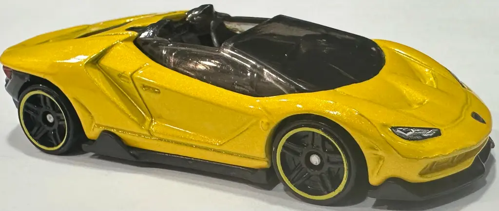 16LAMBORGHINI CENTENARIO ROADSTER DECAPOTABLE