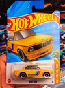 ماشین هات ویلز رو کارتی bmw 2002 بی ام و