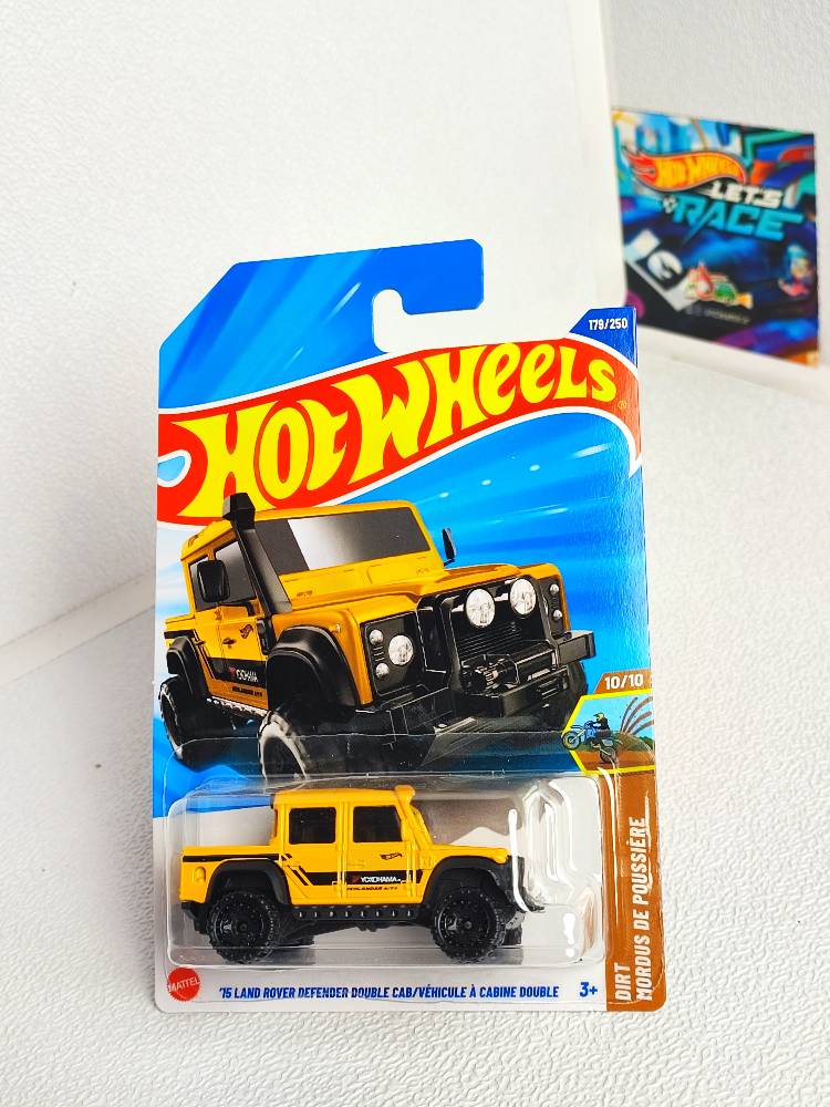 ماشین هات ویلز 15LAND ROVER DEFENDER DOUBLE CAB/VEHICULE A' CABINE DOUBLE