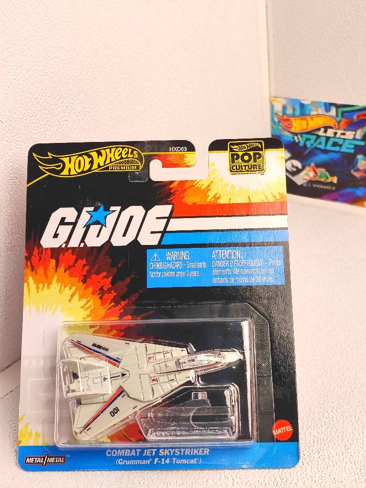 جت هات ویلز پرمیوم COMBAT JET SKYSTRIKER